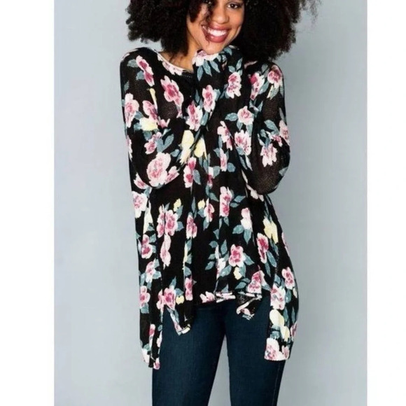 Show me your MuMu Mellow Bonfire Sweater Black Floral Boho Tunic - Picture 1 of 14